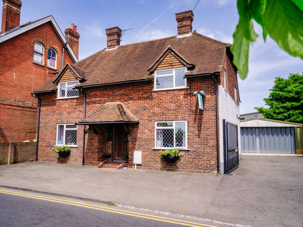 Cooper Son Hfield 02 JH